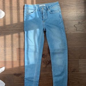 Skinny low waist jeans from ASOS.